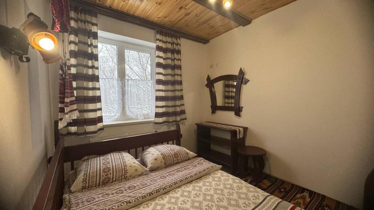 Петриківка Slavske Exterior foto
